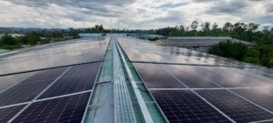 Dịch vụ vệ sinh hệ thống điện mặt trời tại khu vực miền Trung - Tây Nguyên của Poso