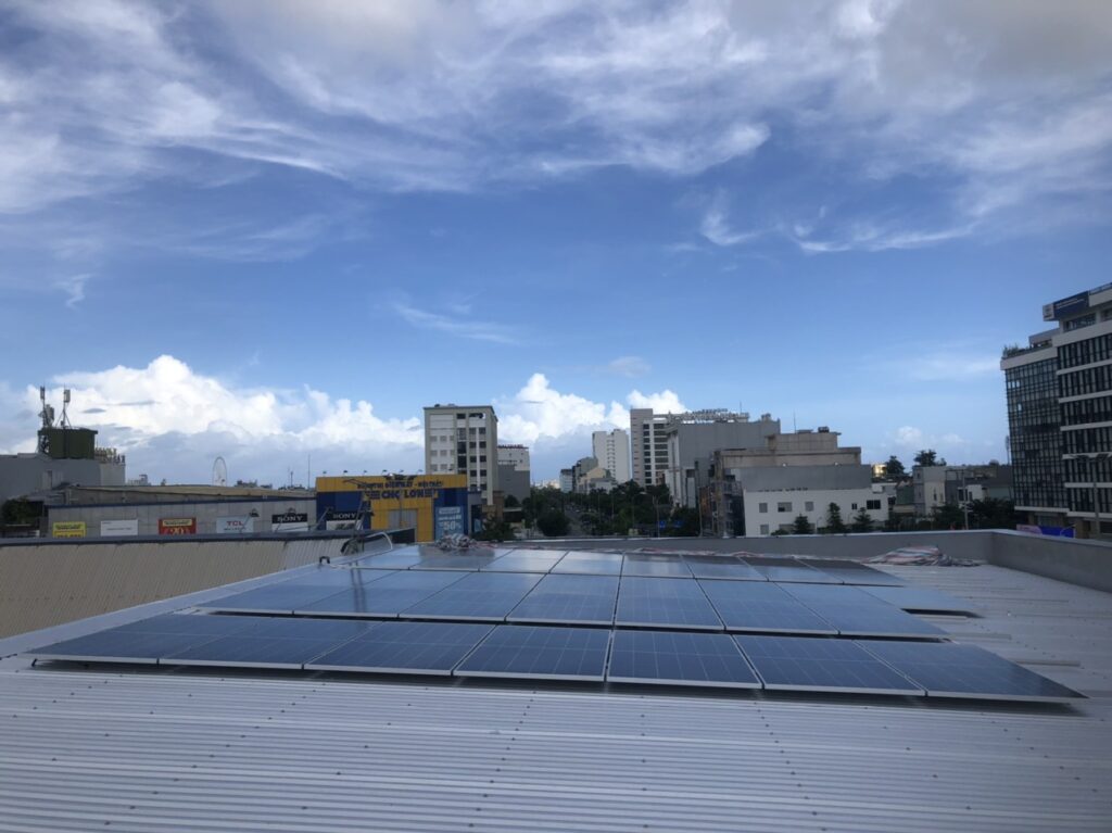 Lắp đặt hệ thống bám tải 21.09kWp tại Cẩm Lệ - Đà Nẵng