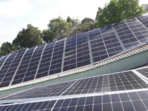 Nguy cơ khi lắp điện năng lượng mặt trời không đạt chuẩn